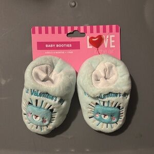 Baby Booties with Cute Face Design